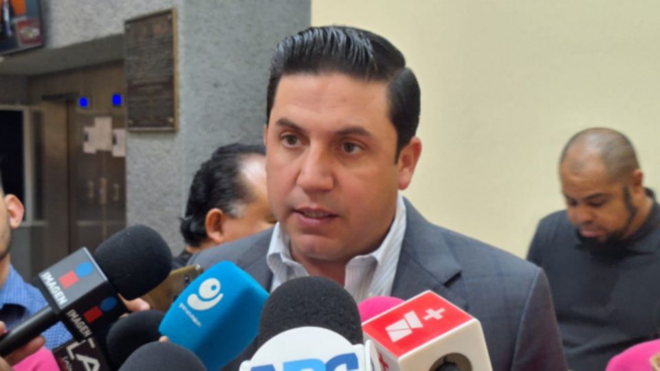 Aunque se dijo honrado por el “destape” que hizo el dirigente nacional de MC para la gubernatura en 2027, el alcalde de Salinas Victoria se dijo también concentrado en el municipio.