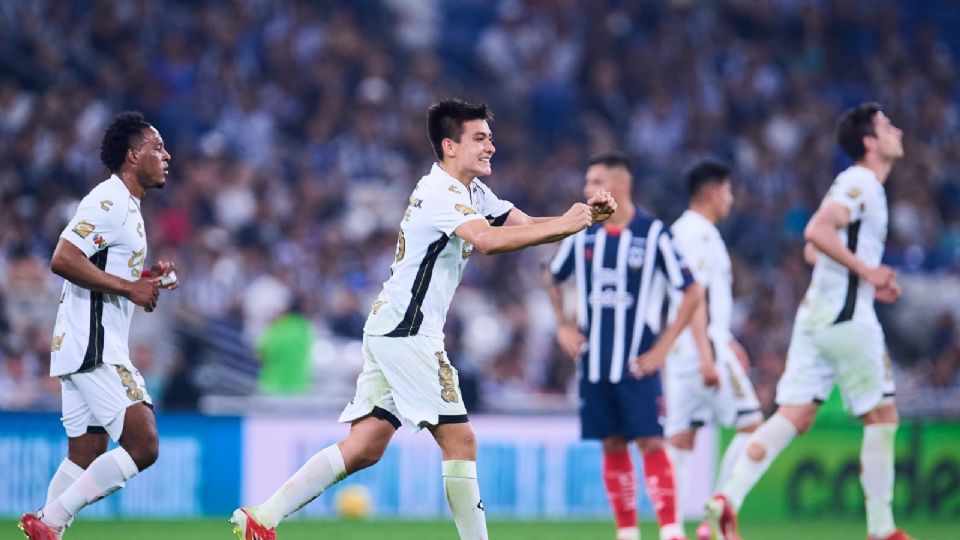 Gilberto Mora celebra su gol frente a Rayados en partido de la Jornada 13 del Clausura 2025