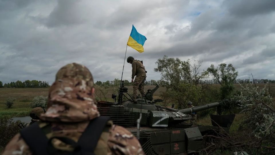 El bloqueo de envíos militares a Kiev por parte de Trump afecta a mil millones en armas.
