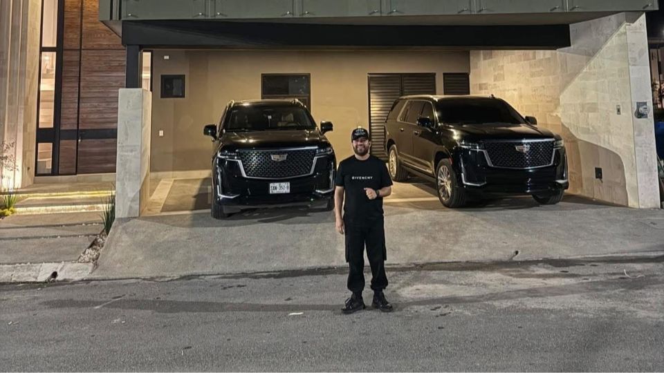 Luis R Conriquez revela que se compro una casa en Santiago, NL.