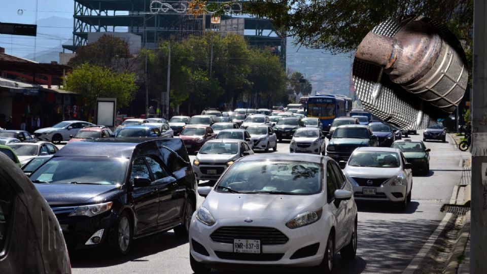 Samuel García anunció que los automovilistas deberán asegurarse de que sus vehículos cumplen con las normas ambientales.