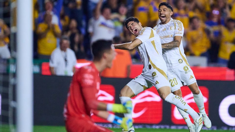 Con el respaldo de Guido Pizarro, Ibáñez brilla en dos partidos consecutivos.