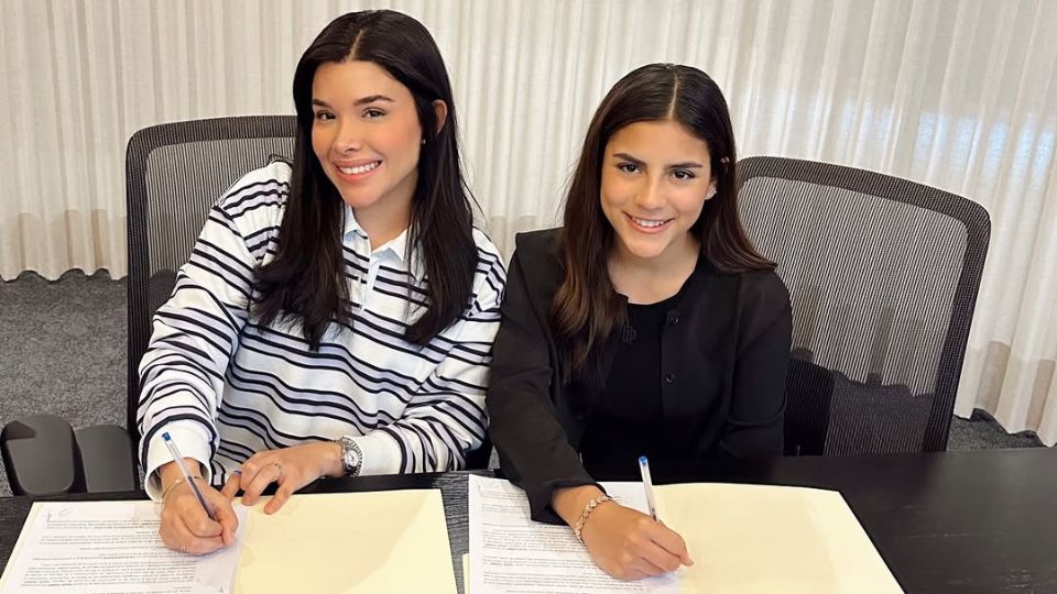 Valentina Ricarda firma contrato con la marca Keerlab.