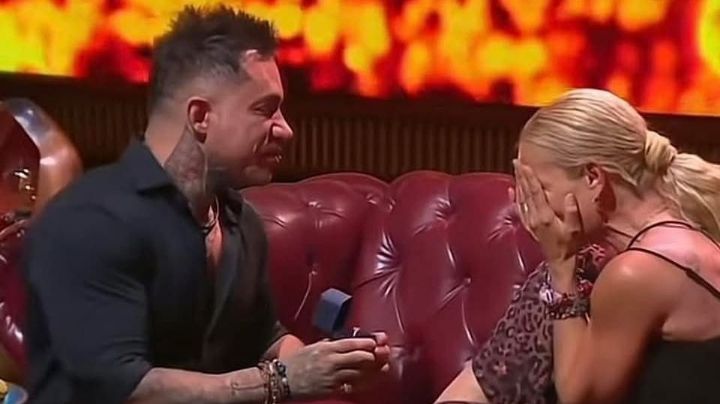 Video: Le proponen matrimonio a Niurka Marcos en LCDLF All- Stars