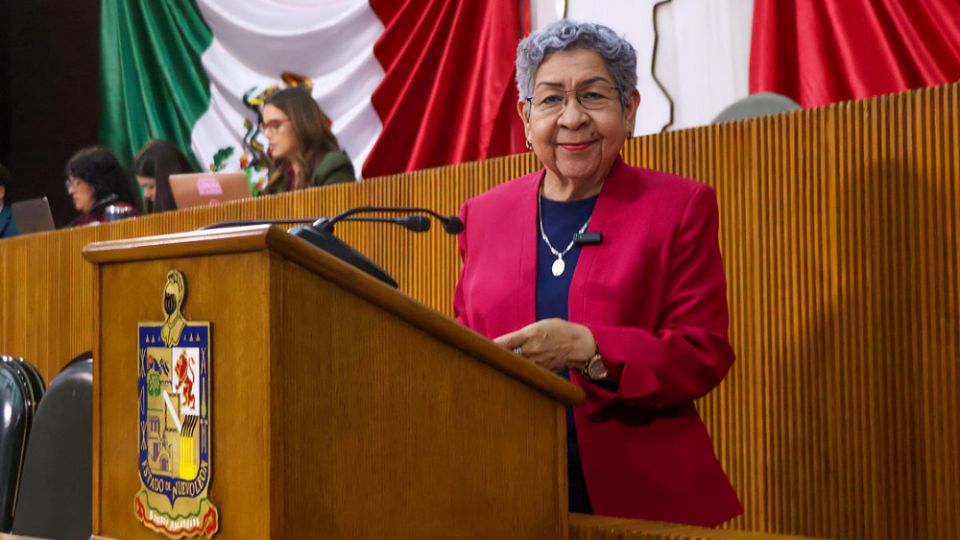 Diputada de Morena propone psicólogos y trabajadores sociales en escuelas de NL.