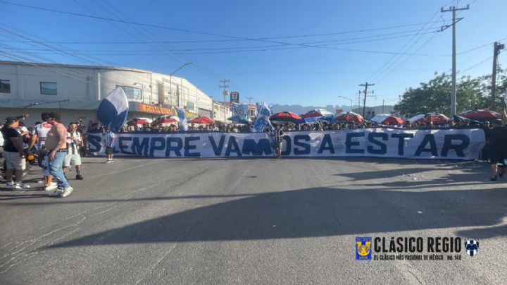 Clásico Regio 140: Caravana rayada pinta San Nicolás de albiazul y termina con saldo blanco