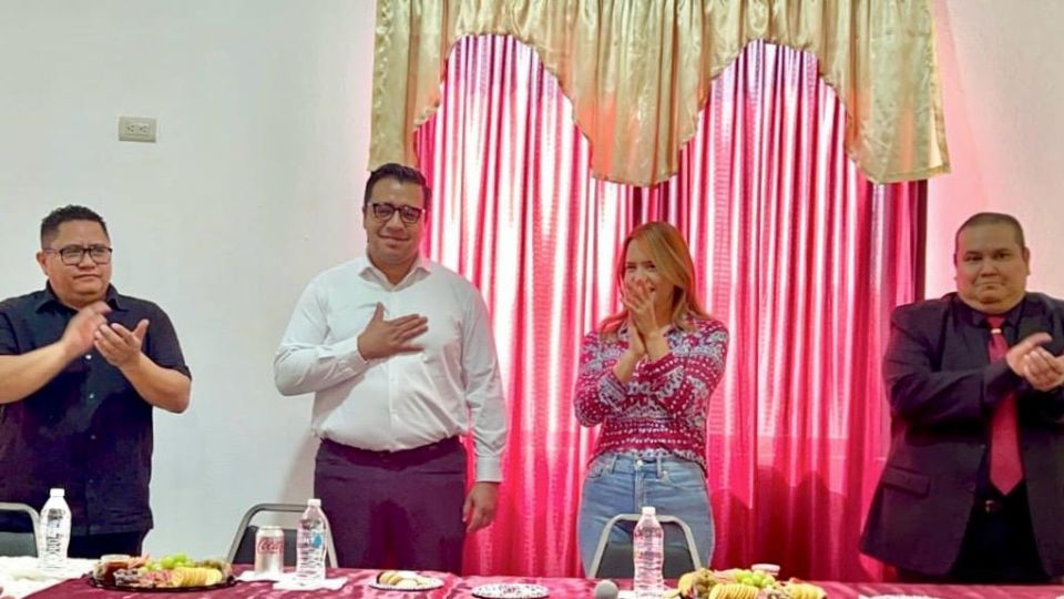 Jesús Nava y Clara Luz anuncian la creación del Consejo de Paz en Santa Catarina.