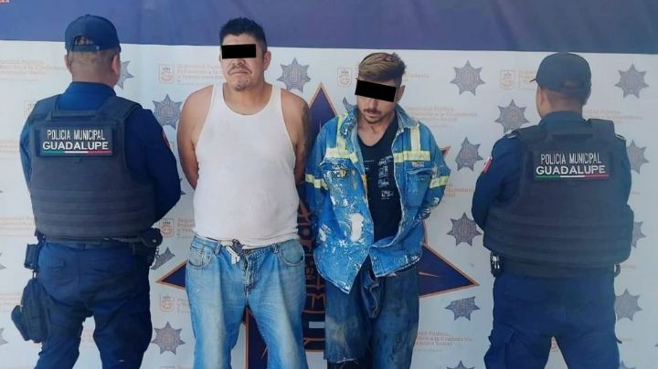 Detienen a dos hombres por incendiar un terreno baldío en Guadalupe