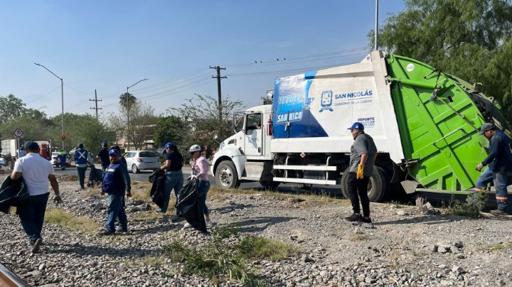 San Nicolás hace limpieza en las cercanías de las vías del tren
