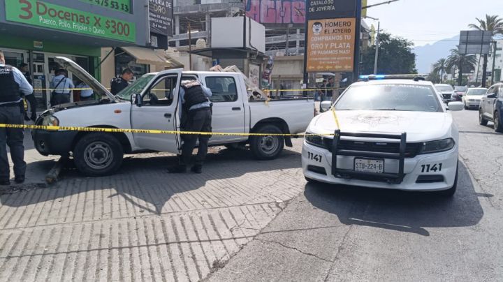 Persecución deja dos detenidos en el centro de Monterrey