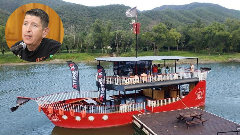 Catamarán en la presa 'La Boca' | Facebook / Aventuras Piratas 'Aqua Party'