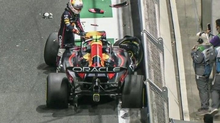 Yuki Tsunoda choca en práctica 2 del GP de Arabia Saudita | Video