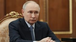 Putin advierte que tomará más territorios ucranianos si falla la diplomacia con EU