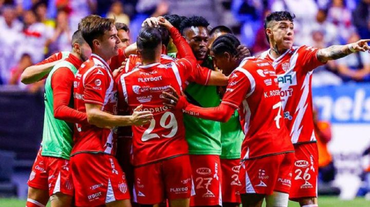 ¡Golazo de Paradela! Necaxa vence a Puebla y sueña con Liguilla directa