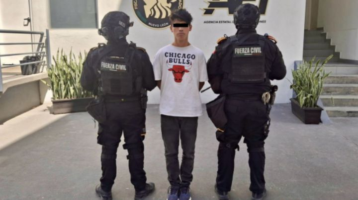 Detienen en García a joven en posesión de 90 dosis de droga