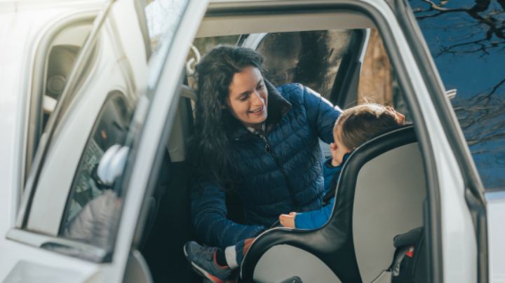 Profeco alerta sobre fallas en asientos infantiles para auto