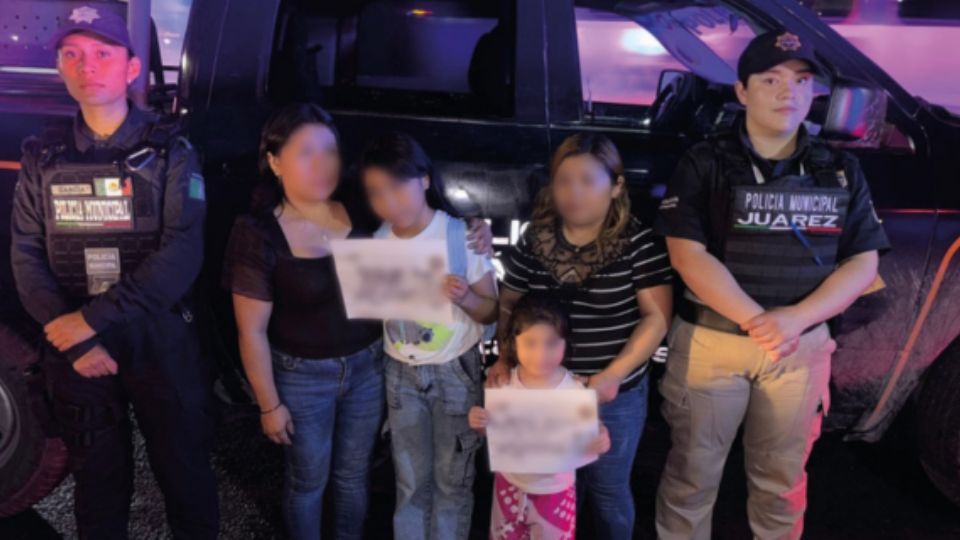 Las niñas fueron entregadas sanas y salvas a sus mamás.