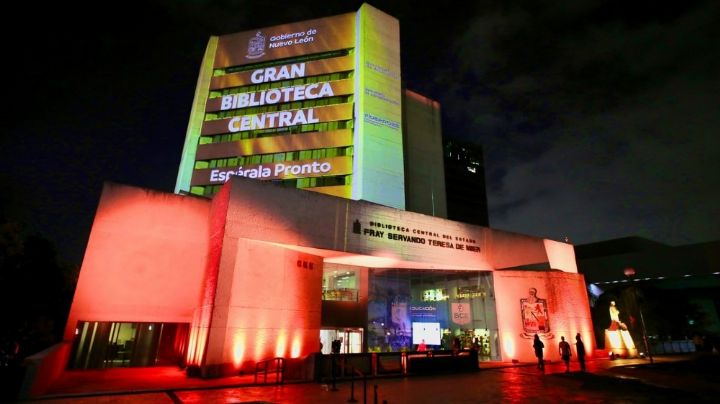 Avanza 70% remodelación de la biblioteca Fray Servando Teresa de Mier