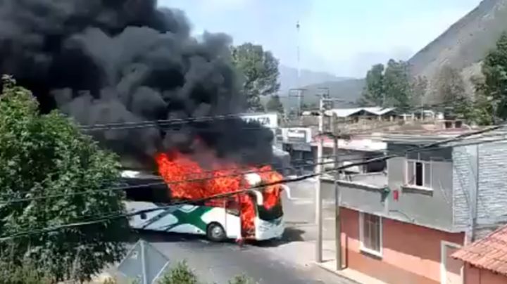 Narcobloqueos aterran a Michoacán, Jalisco y Guanajuato; mueren 2 policías
