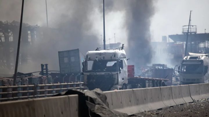 Explosión en puerto iraní deja 14 muertos y al menos 750 heridos