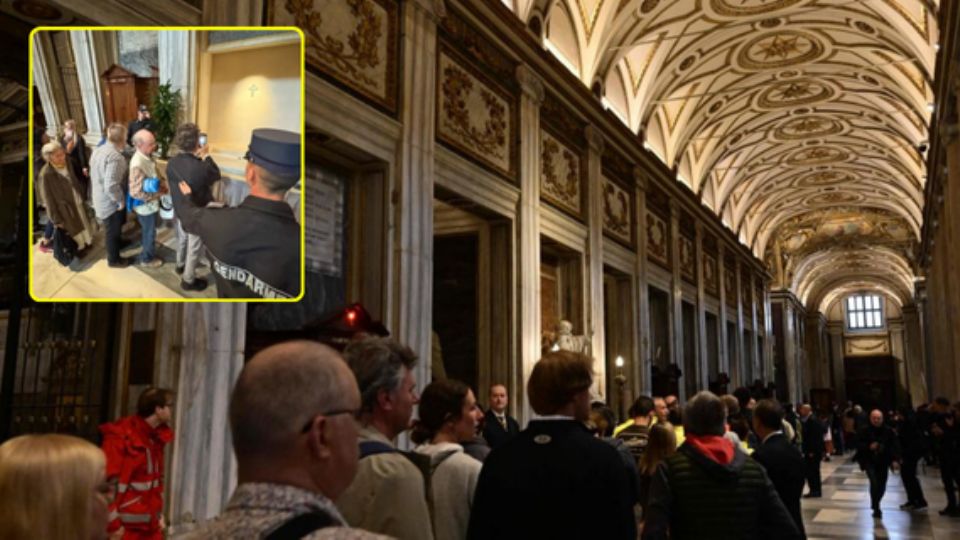 Unas 30 mil personas acudieron desde primera hora de este domingo a la basílica romana de Santa María la Mayor de Roma para visitar la tumba de Francisco.