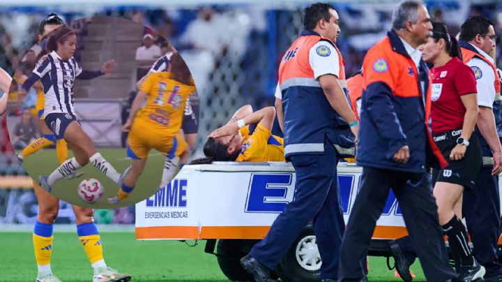 Jacqueline Ovalle es trasladada en ambulancia tras dura lesión en el Clásico Regio Femenil