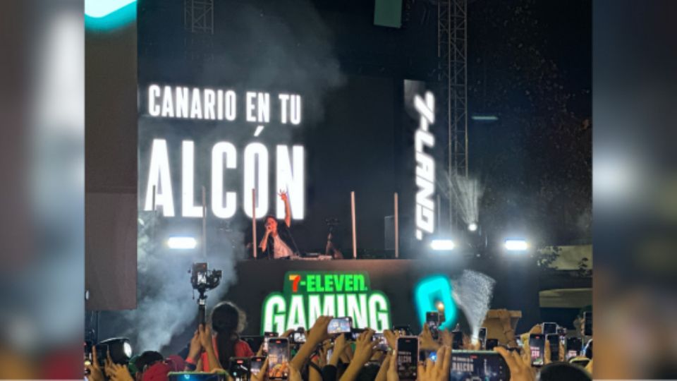 El evento cerró con broche de oro, con El Sonidero de El Mariana, quien se encargó de poner a todos los fans a bailar y cantar. 
