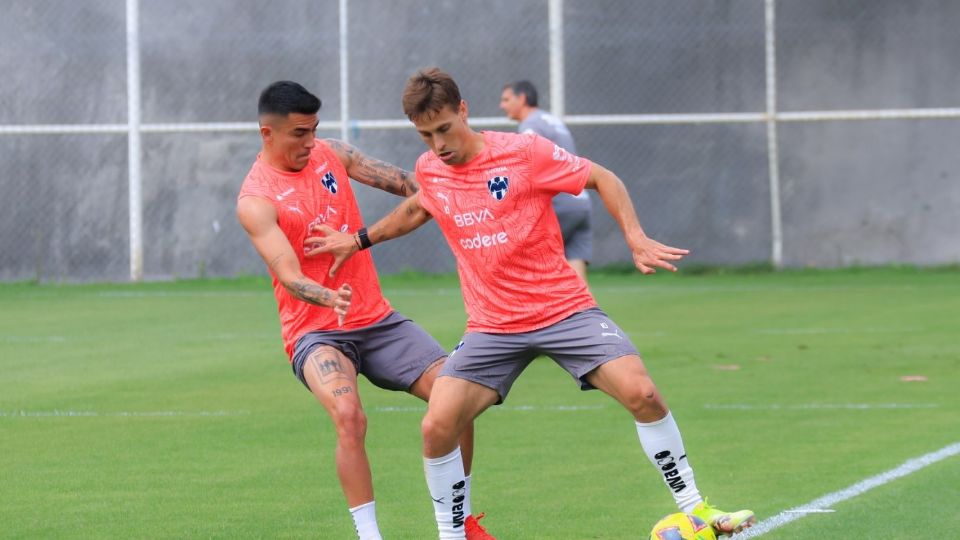 Sergio Canales Entrena al Parejo y Aumenta la Esperanza vs. Pumas