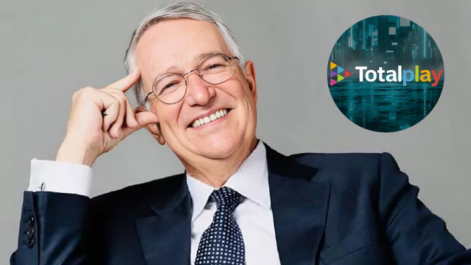 Ricardo Salinas Pliego responde a criticas de usuarios sobre Totalplay.