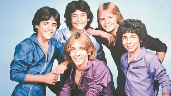 Promotor de Menudo demanda a NBC 'por dañar' la imagen de la agrupación 