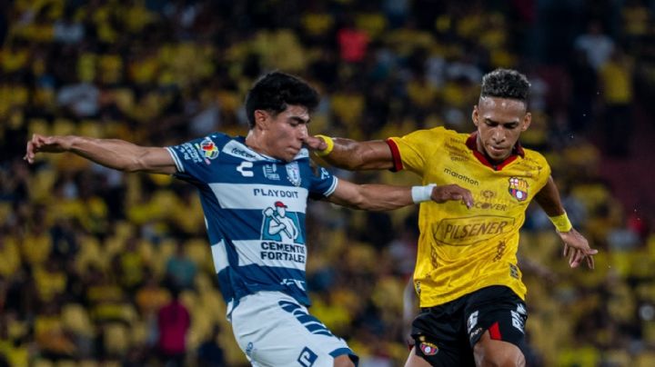 Barcelona de Ecuador celebra su centenario con goleada al Pachuca y homenaje a sus leyendas
