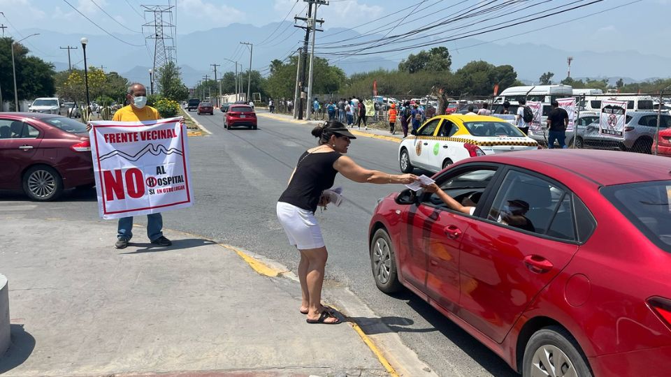 Protestan vecinos por construcción de nuevo hospital infantil