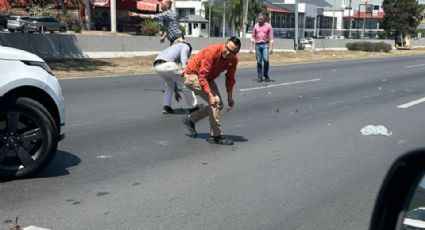 Automovilistas reportan presuntos ponchallantas en la Carretera Nacional en Monterrey