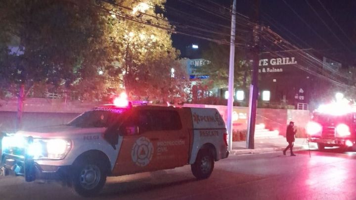 Se incendia restaurante en plaza comercial de San Jerónimo