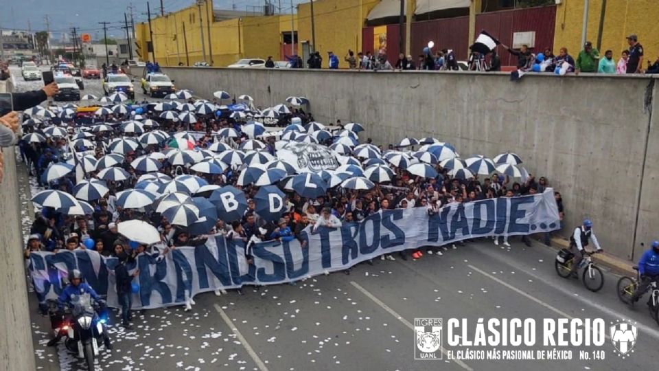 La afición de Rayados se reunirá en la Plaza de Toros para iniciar su tradicional caravana hacia 'El Volcán'