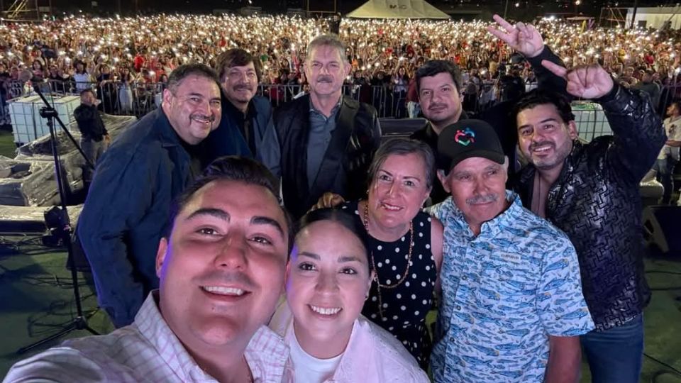 García celebra Día de Las Madres con show musical, cómico y otras actividades