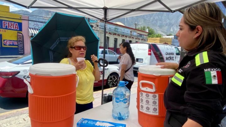 Instalan puntos de hidratación en Santa Catarina