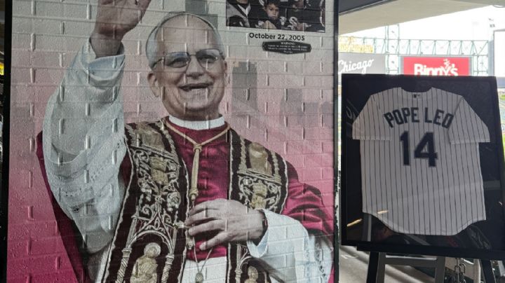 El Papa León XIV, eterno fan de los Medias Blancas, ya tiene su lugar en la historia del estadio
