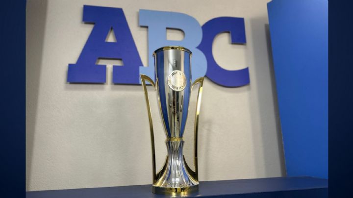 El trofeo de la Concacaf W Champions Cup llega a ABC Deportes previo a la Final