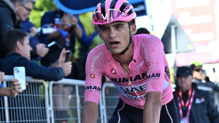 Isaac del Toro pierde ventaja, pero mantiene el liderato del Giro de Italia