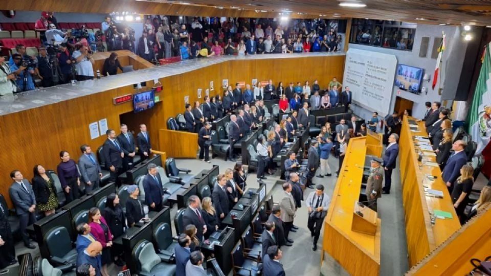 Congreso cierra sesión dividido, sin consensos y con más de 1,800 expedientes pendientes.