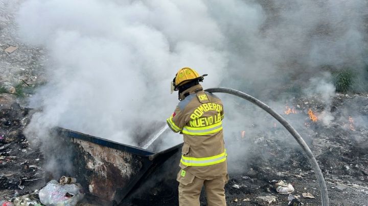 Se incendia un contenedor de basura en el Cerro de la Campana