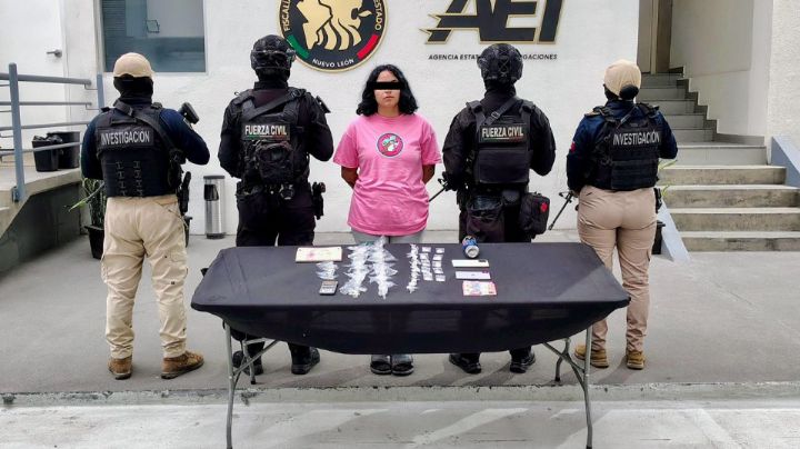 Detienen a una mujer vinculada a un grupo criminal en Escobedo