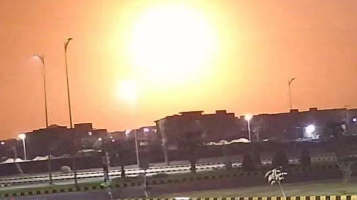 India bombardea supuestas bases terroristas en Pakistán