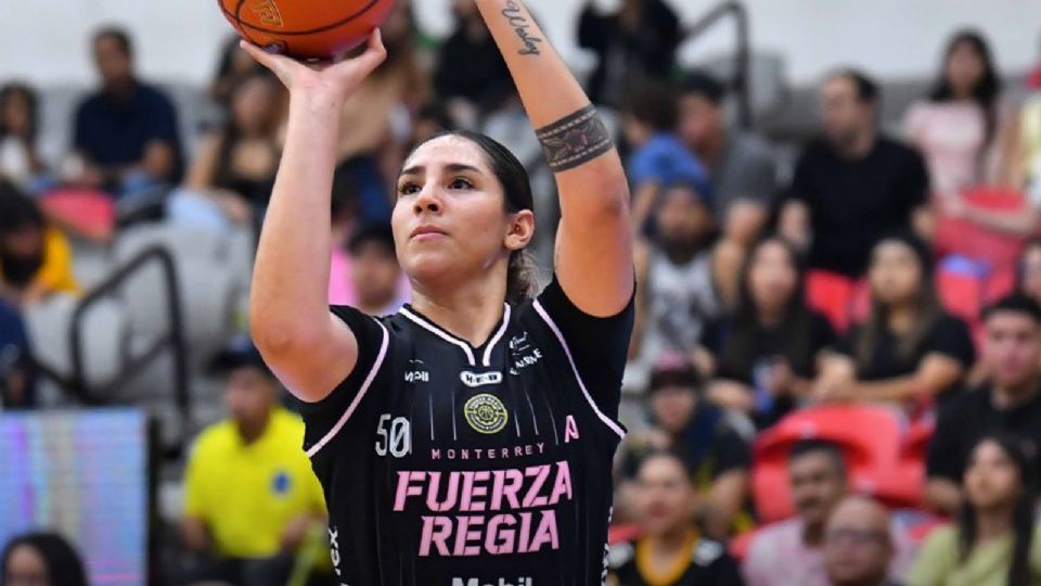 Jones la MVP del encuentro, clave en la séptima victoria consecutiva de las regias