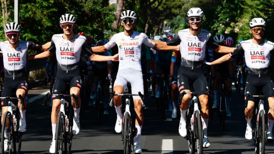 Isaac del Toro, con la Maglia Bianca, agradece el apoyo y promete volver 'con hambre' al Giro