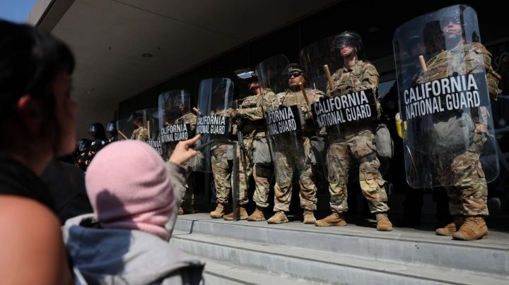 Trump analiza invocar la Ley de Insurrección ante las protestas en Los Ángeles