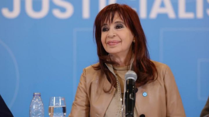 Condenan a Cristina Fernández, expresidenta de Argentina, a 6 años de prisión