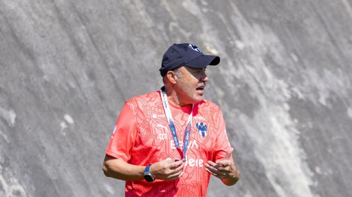 Hará Rayados dos fichajes más; Torrent evalúa delanteros