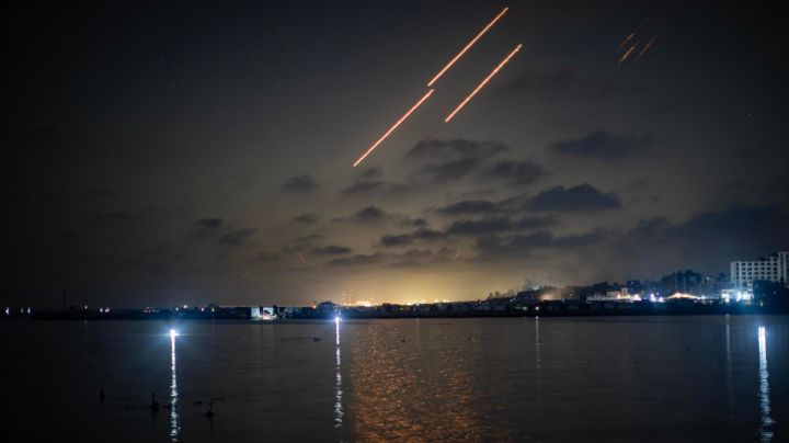 Irán ataca con misiles a Israel en respuesta a bombardeos